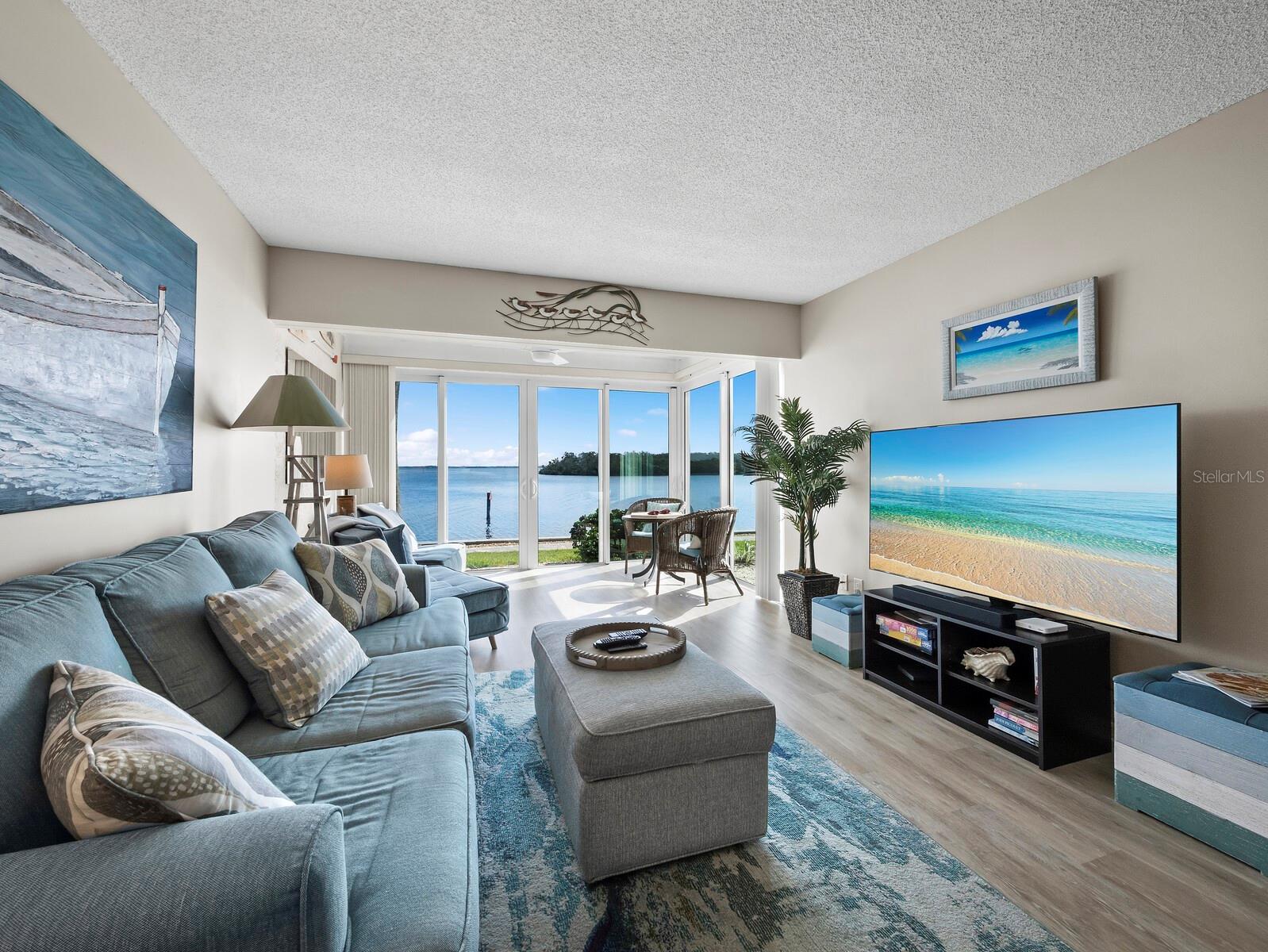 LONGBOAT HARBOUR - Residential