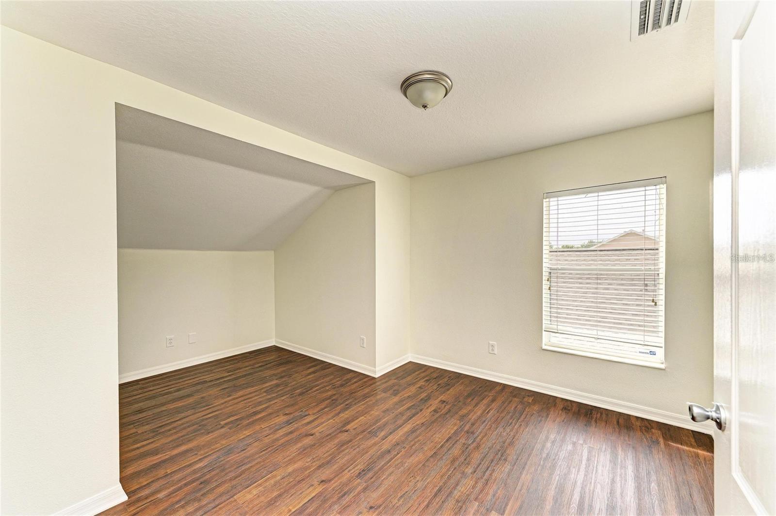 GREENBROOK VILLAGE SUBPHASE GG - Residential Lease