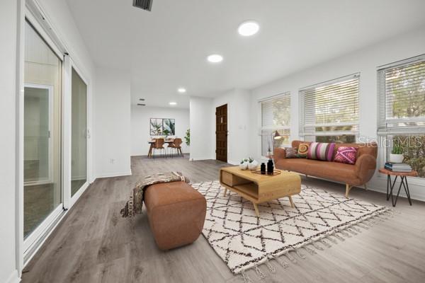 NORTHWOOD OAKS - Residential