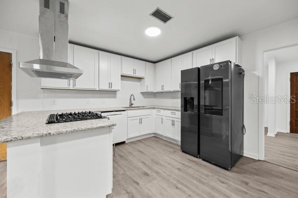 NORTHWOOD OAKS - Residential