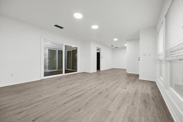 NORTHWOOD OAKS - Residential