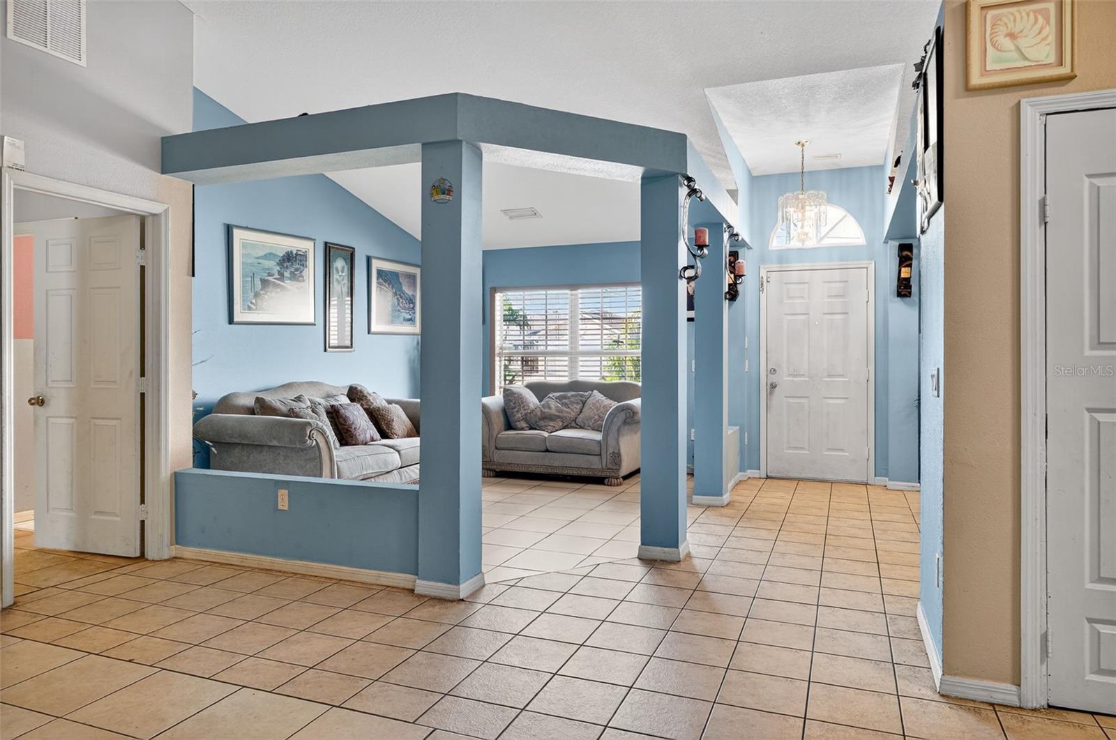 2477 SW FALCON CIRCLE