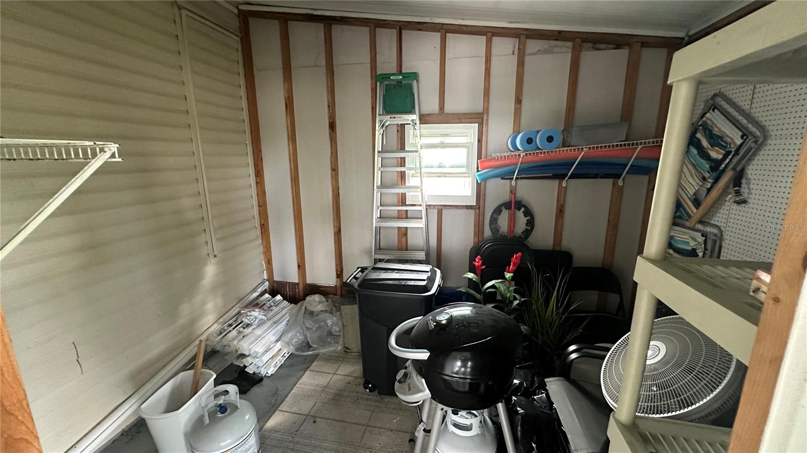 LEISURE LAKE MOBILE HOME PARK CO-OP - Residential