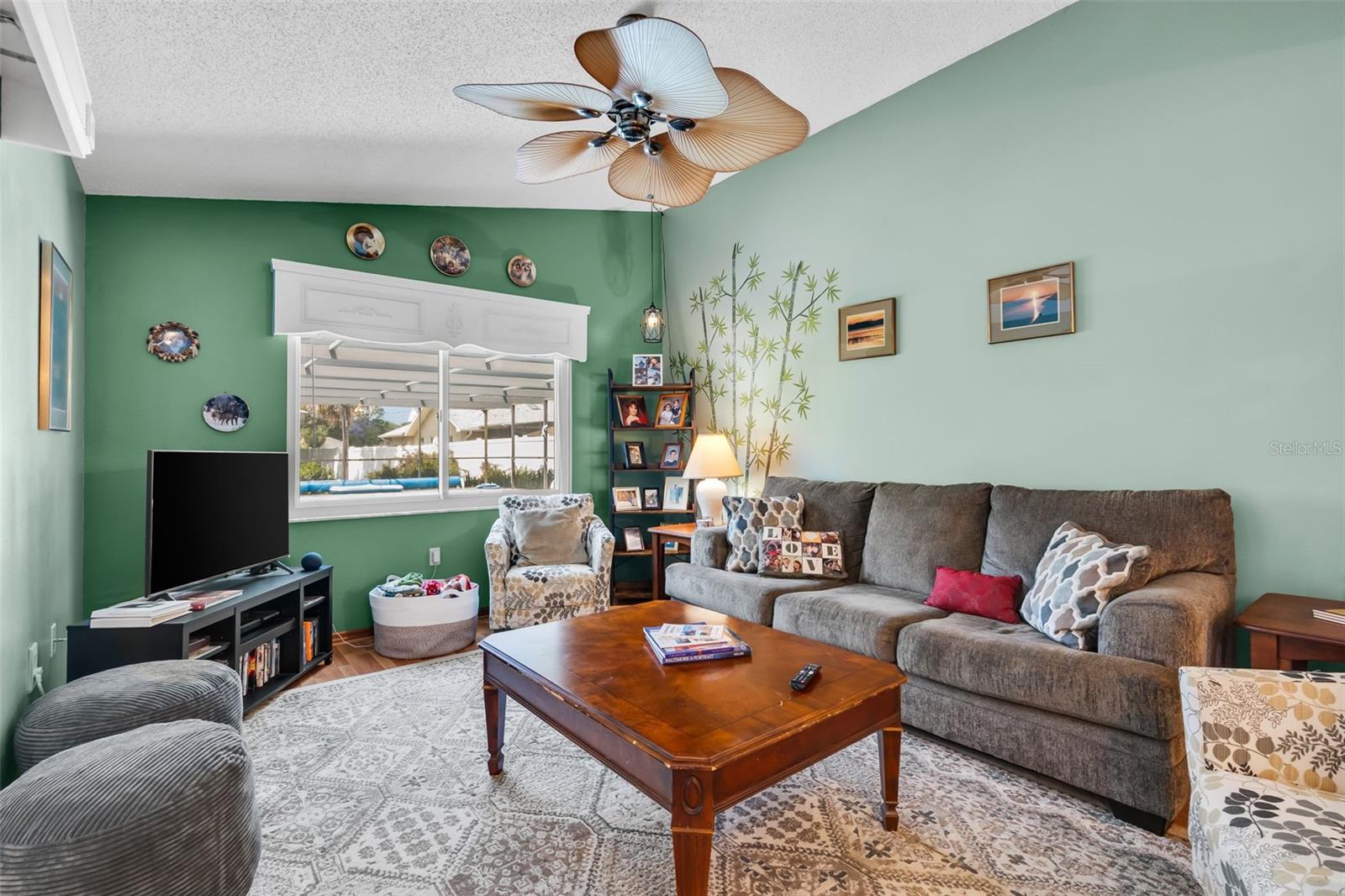 BRIARWOODS - Residential