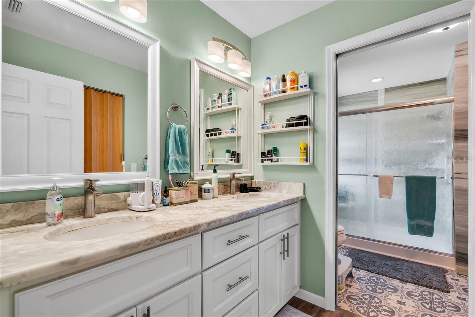 BRIARWOODS - Residential