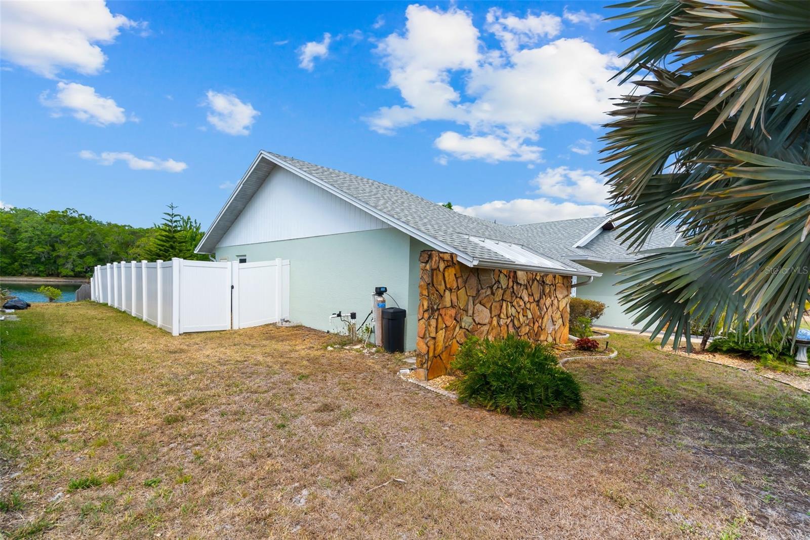 BRIARWOODS - Residential