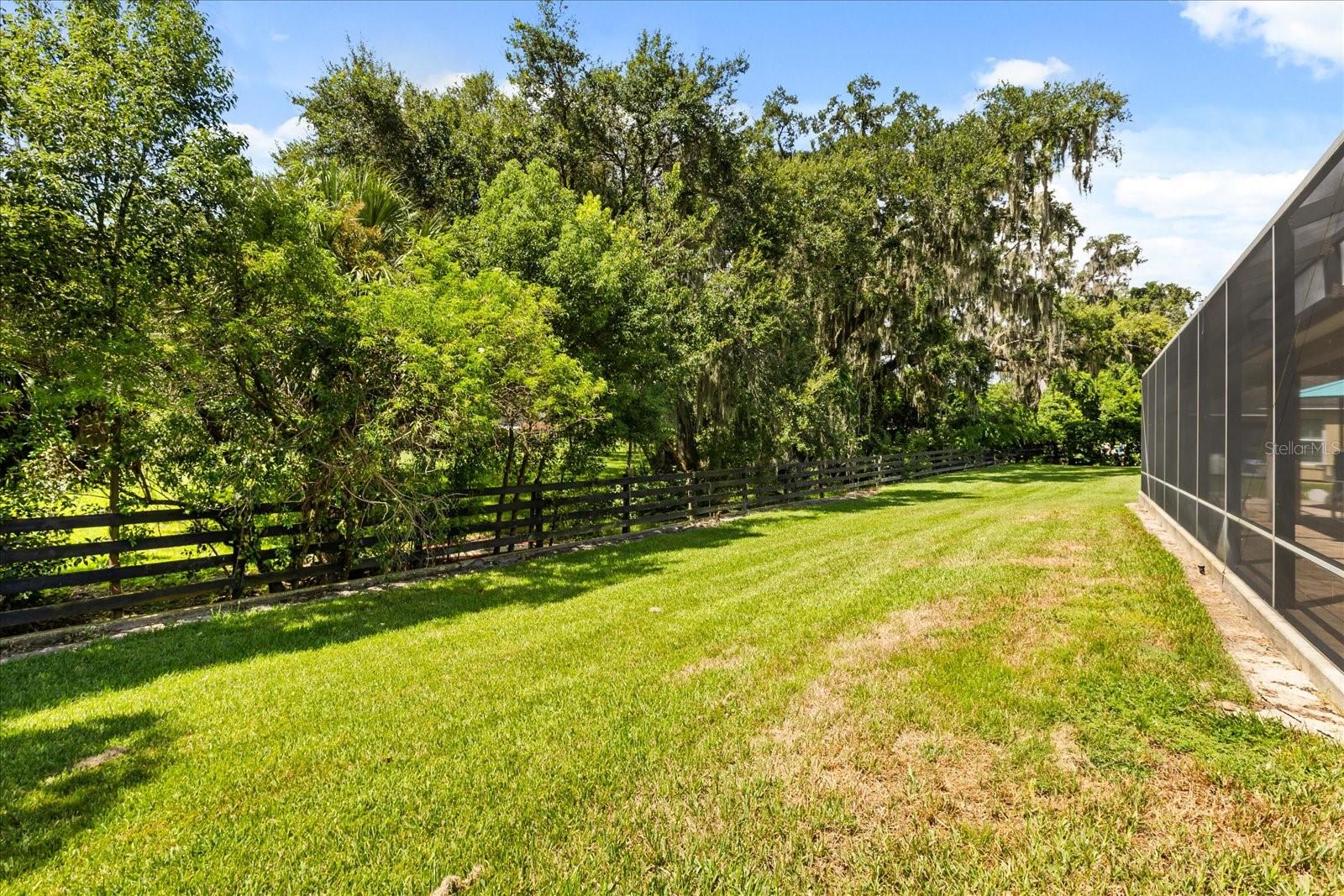 LAKESIDE LANDINGS REGATTA - Residential