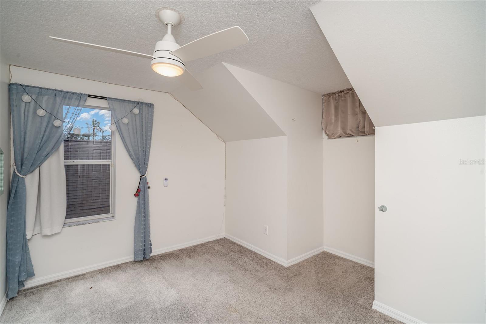 FISHHAWK RANCH PG 2 - Residential