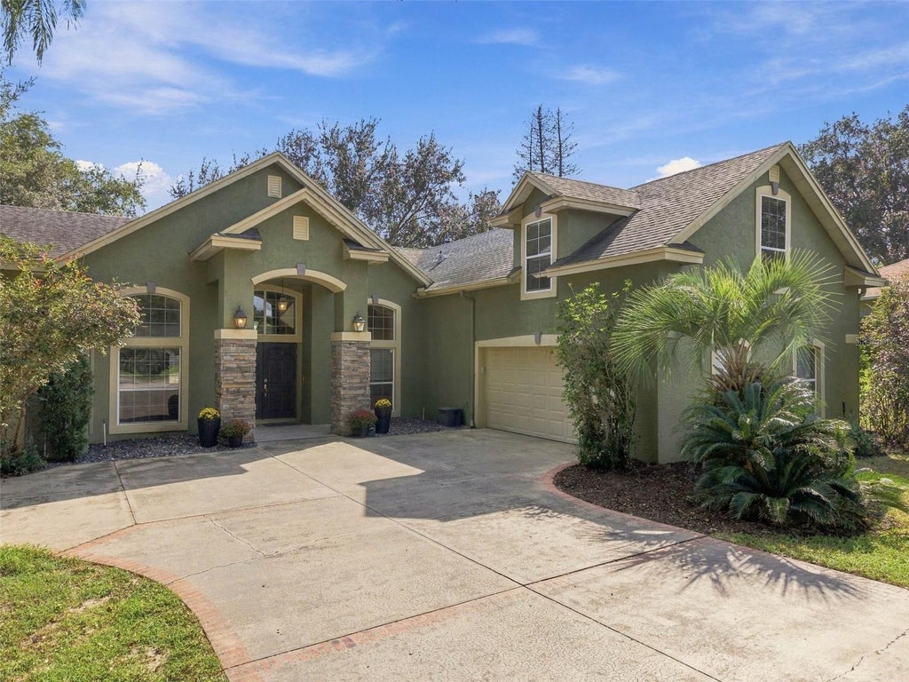 Photo of 11025 Lake Katherine Circle, Clermont, FL 34711 (MLS # O6452970)