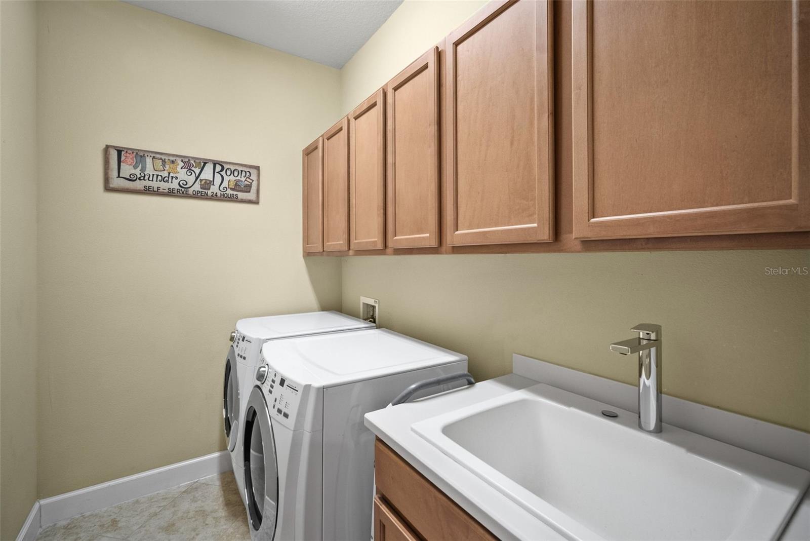 PALMA SOLA TRACE - Residential