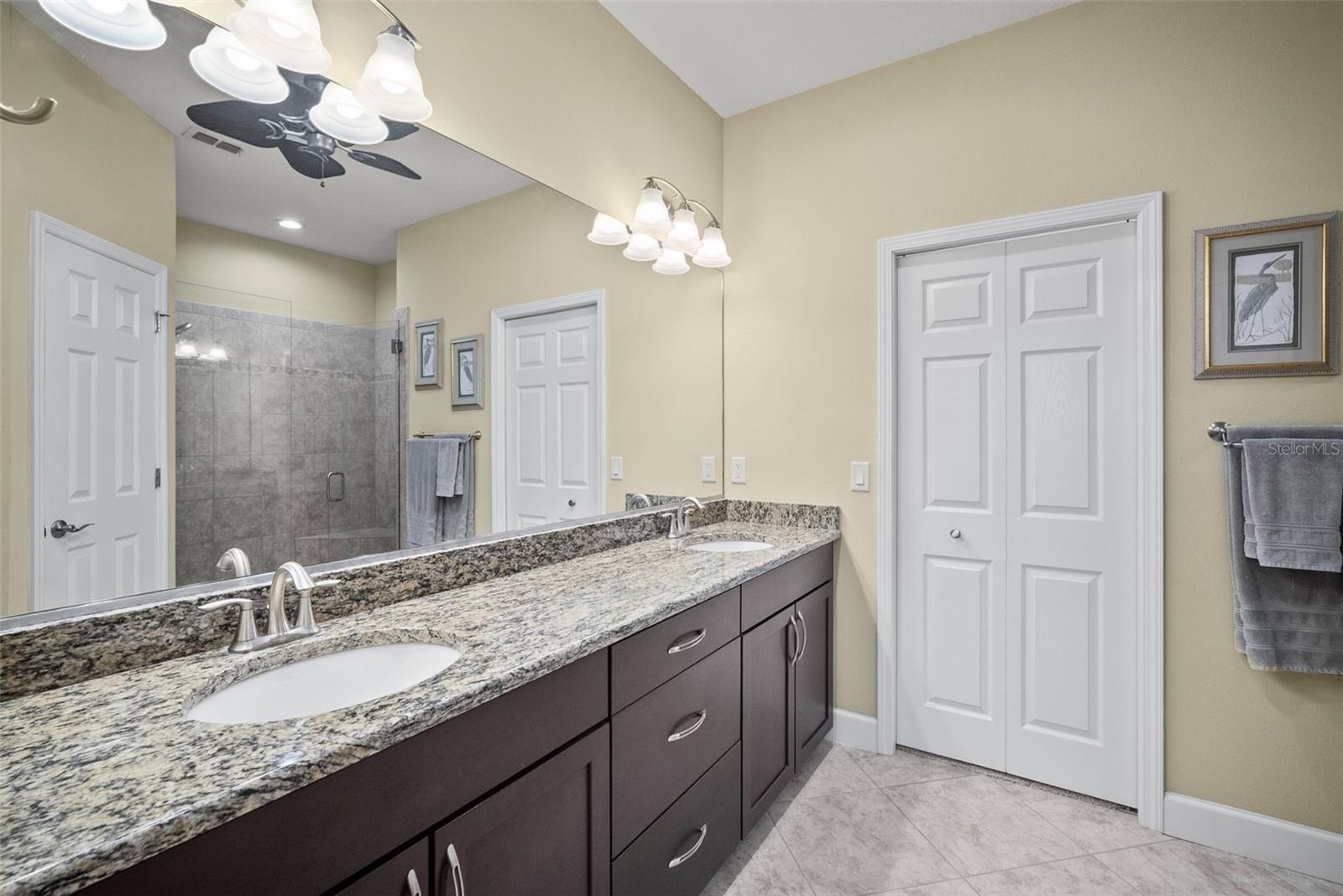 PALMA SOLA TRACE - Residential