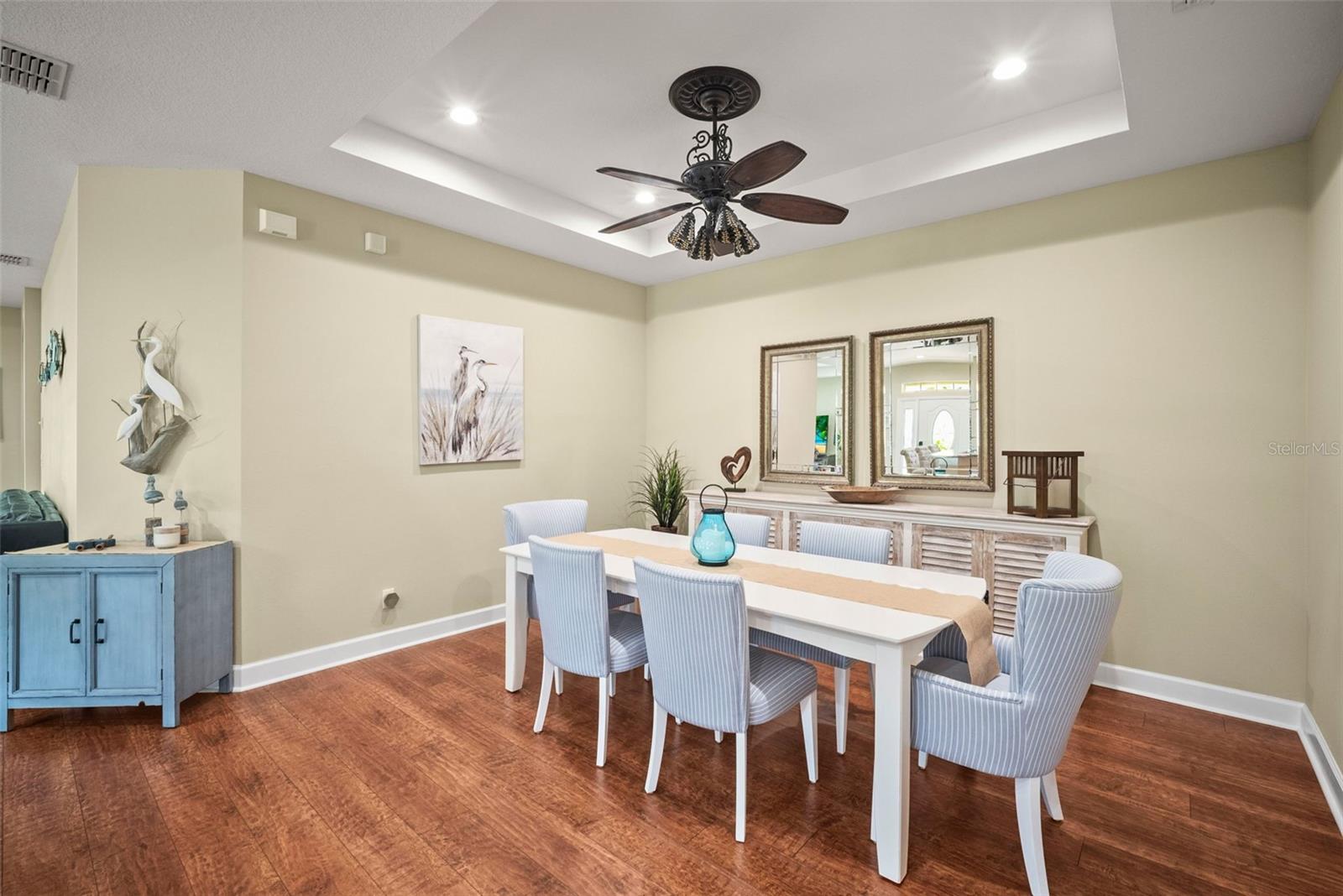 PALMA SOLA TRACE - Residential