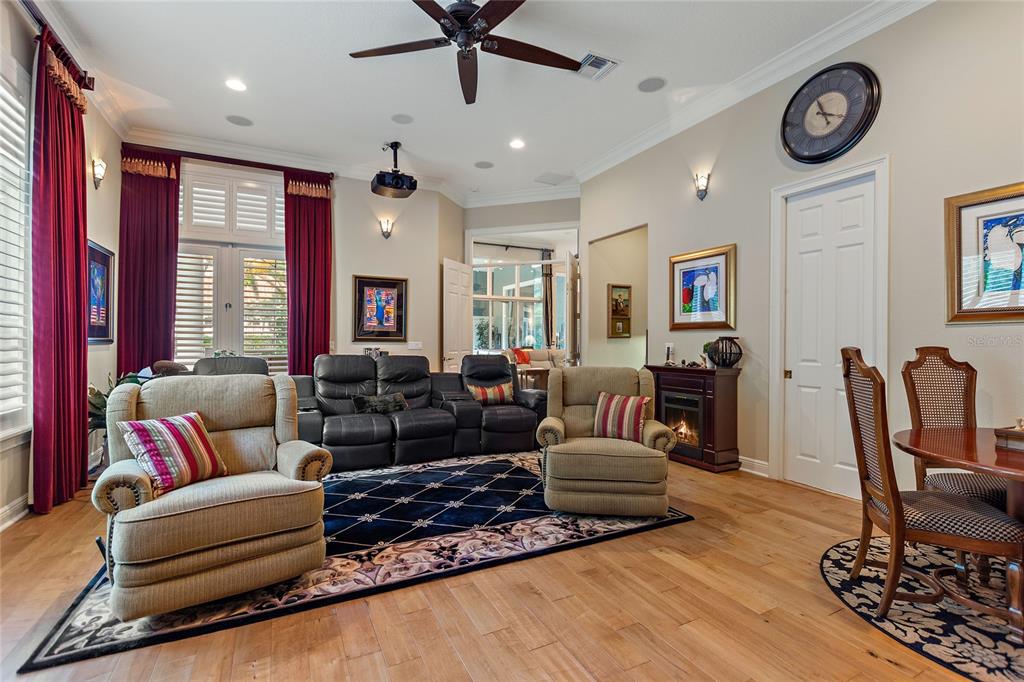 HEATHROW WOODS PH 2 - Residential