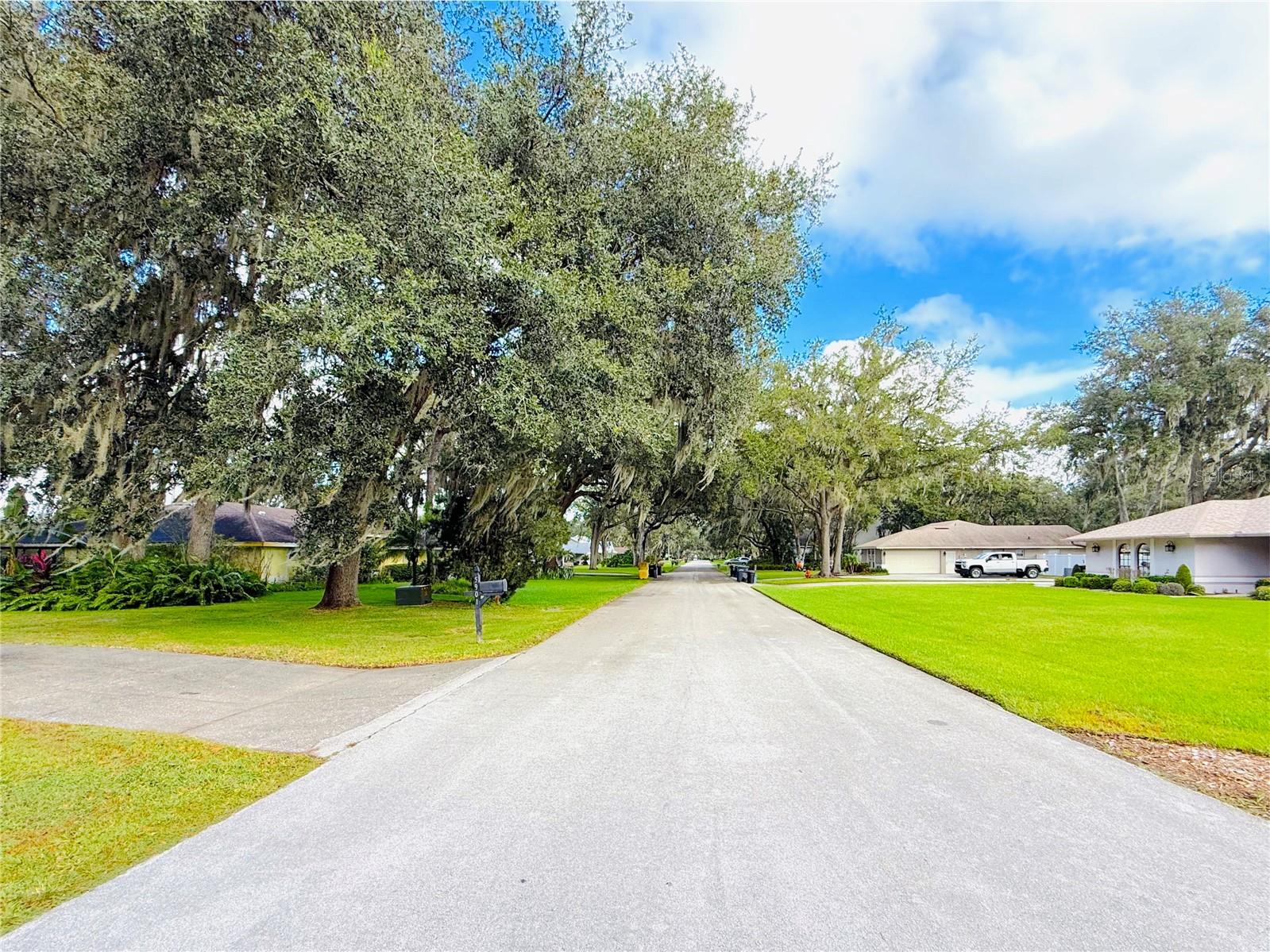 DEER BROOKE - Residential
