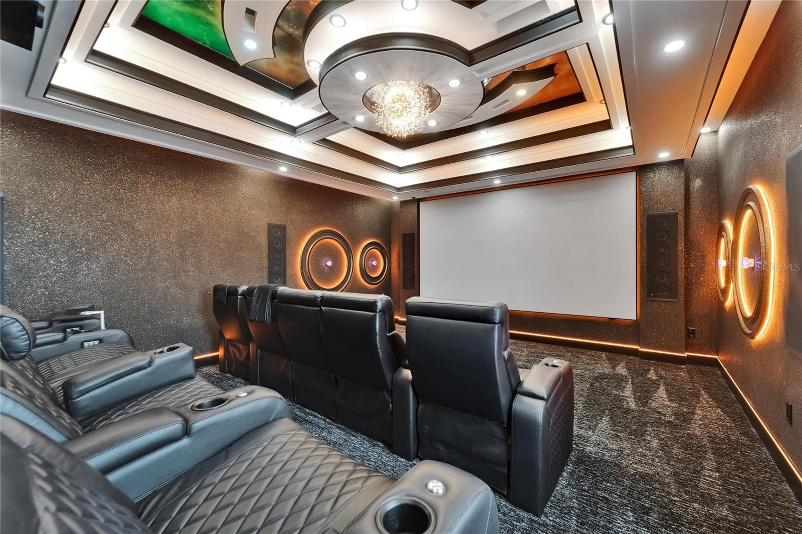 MUSTIQUE BAY - Residential