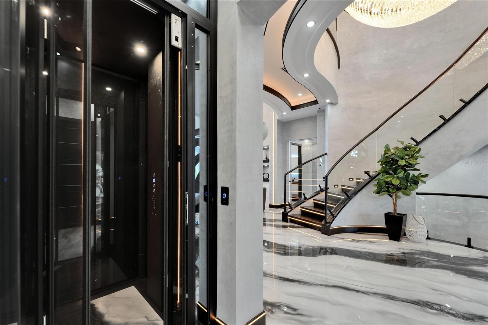 MUSTIQUE BAY - Residential