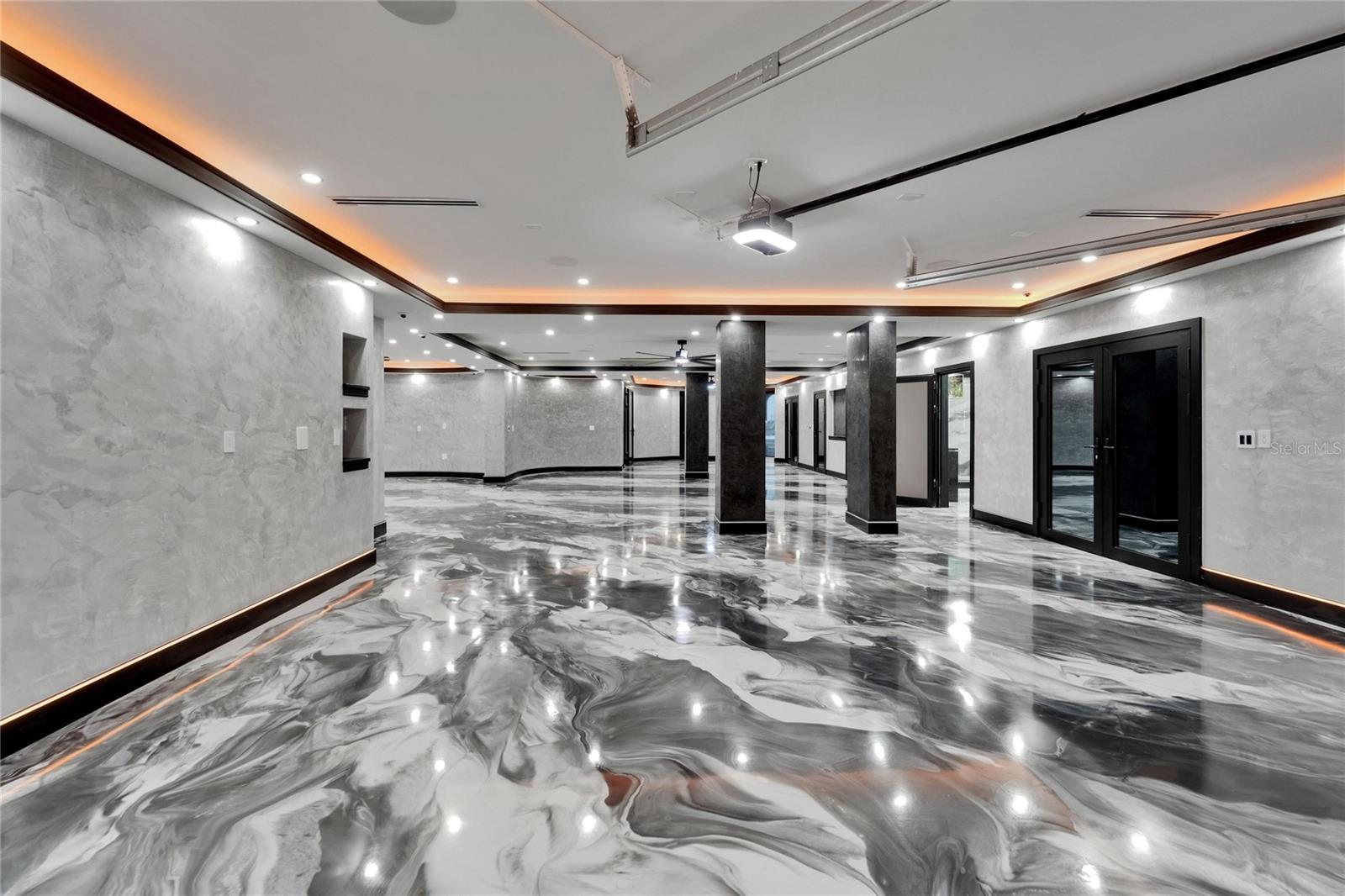 MUSTIQUE BAY - Residential