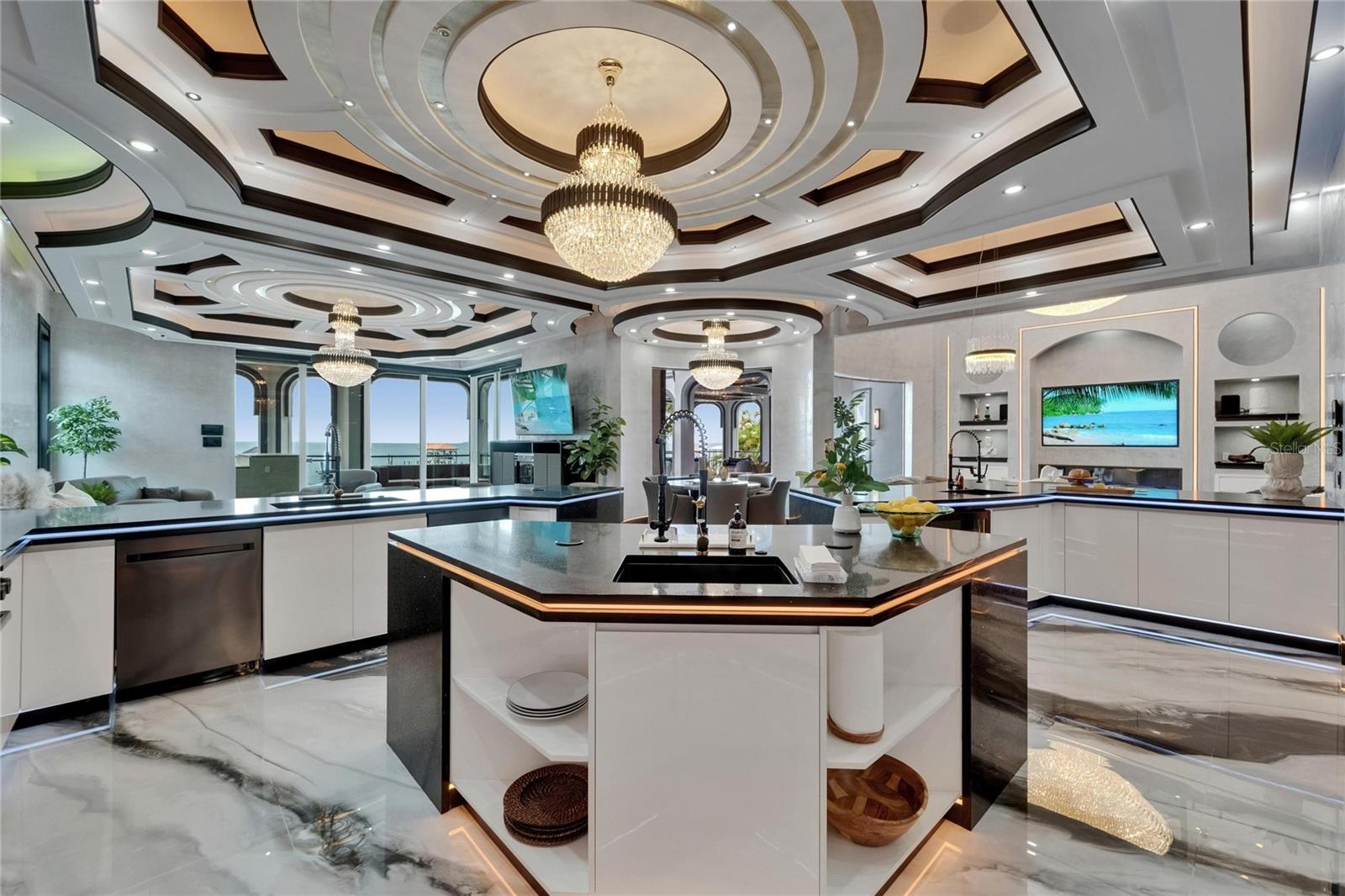 MUSTIQUE BAY - Residential