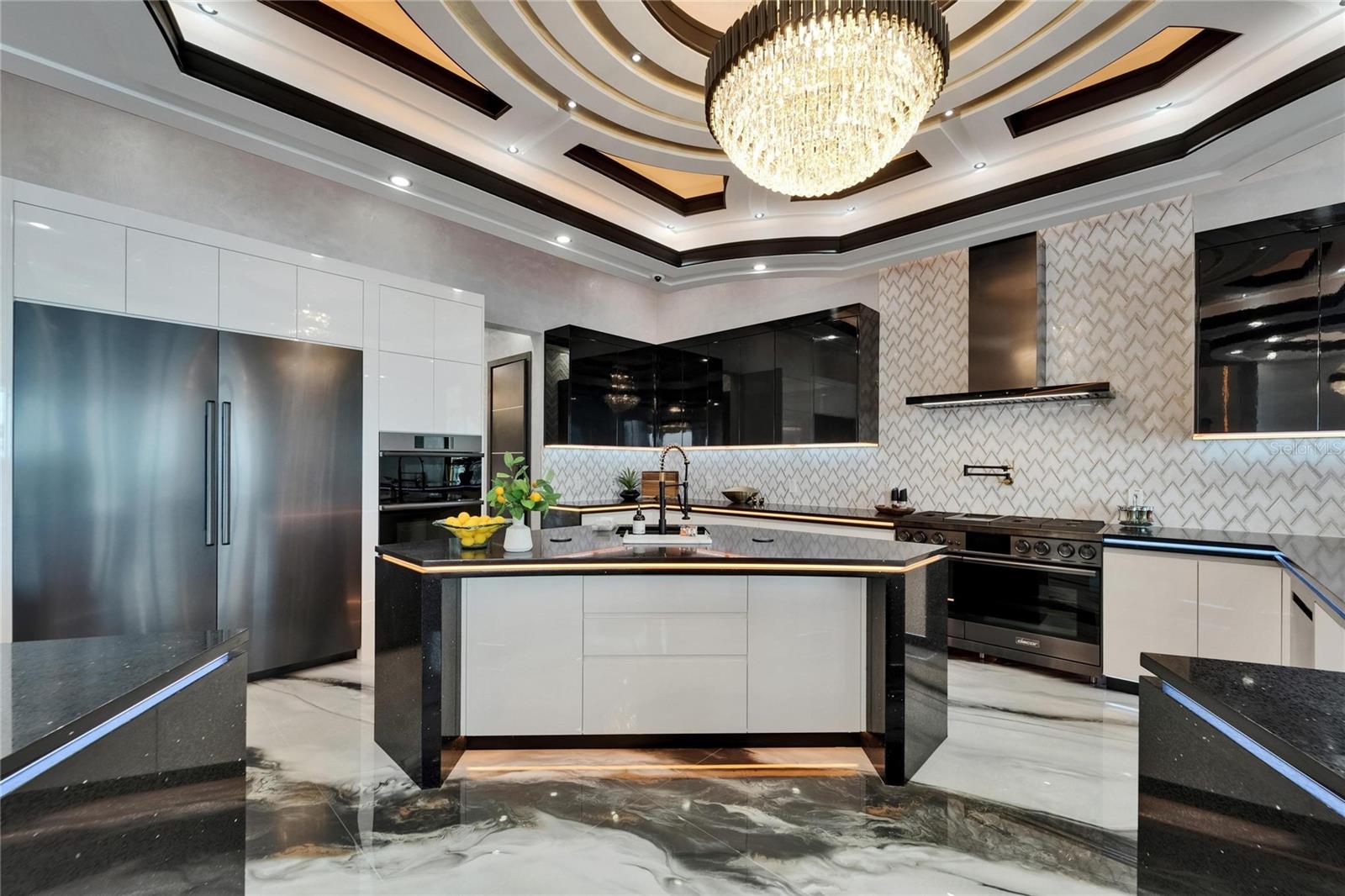 MUSTIQUE BAY - Residential