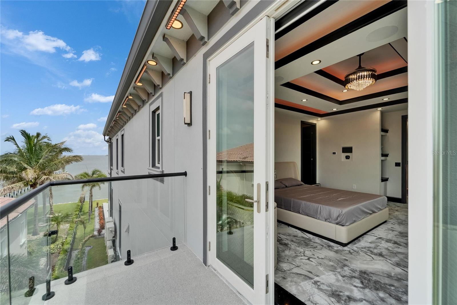 MUSTIQUE BAY - Residential