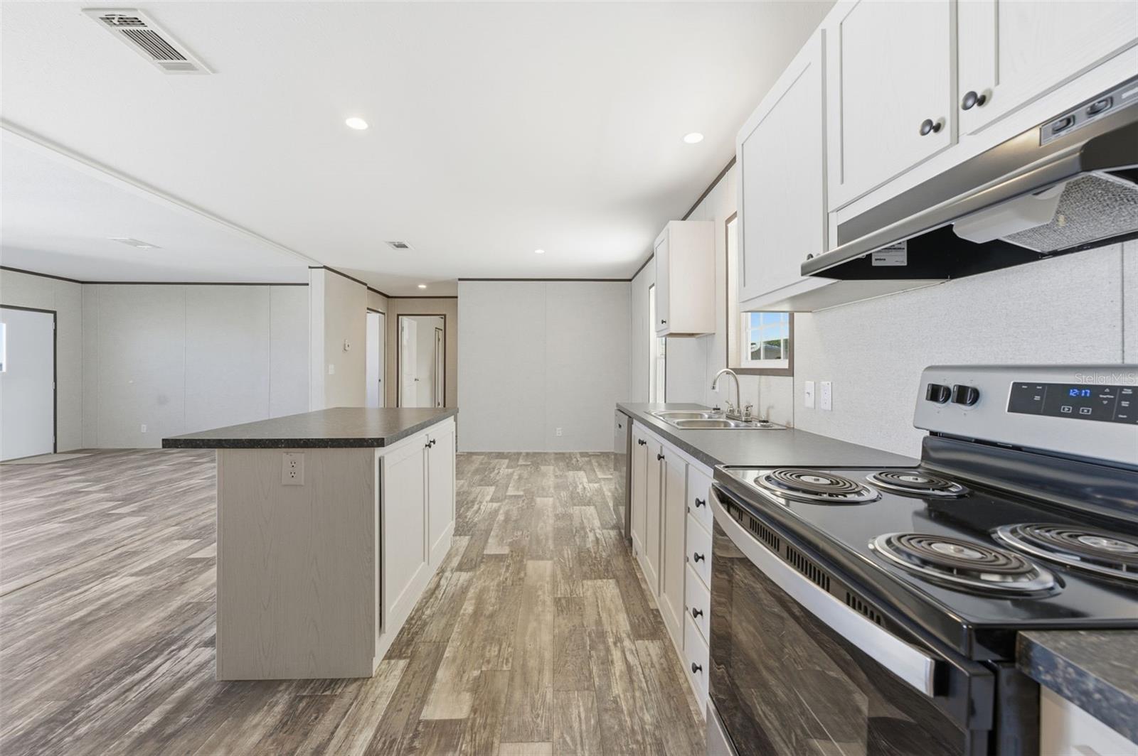 BROOKRIDGE COMM - Residential