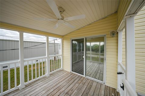 A home in PUNTA GORDA