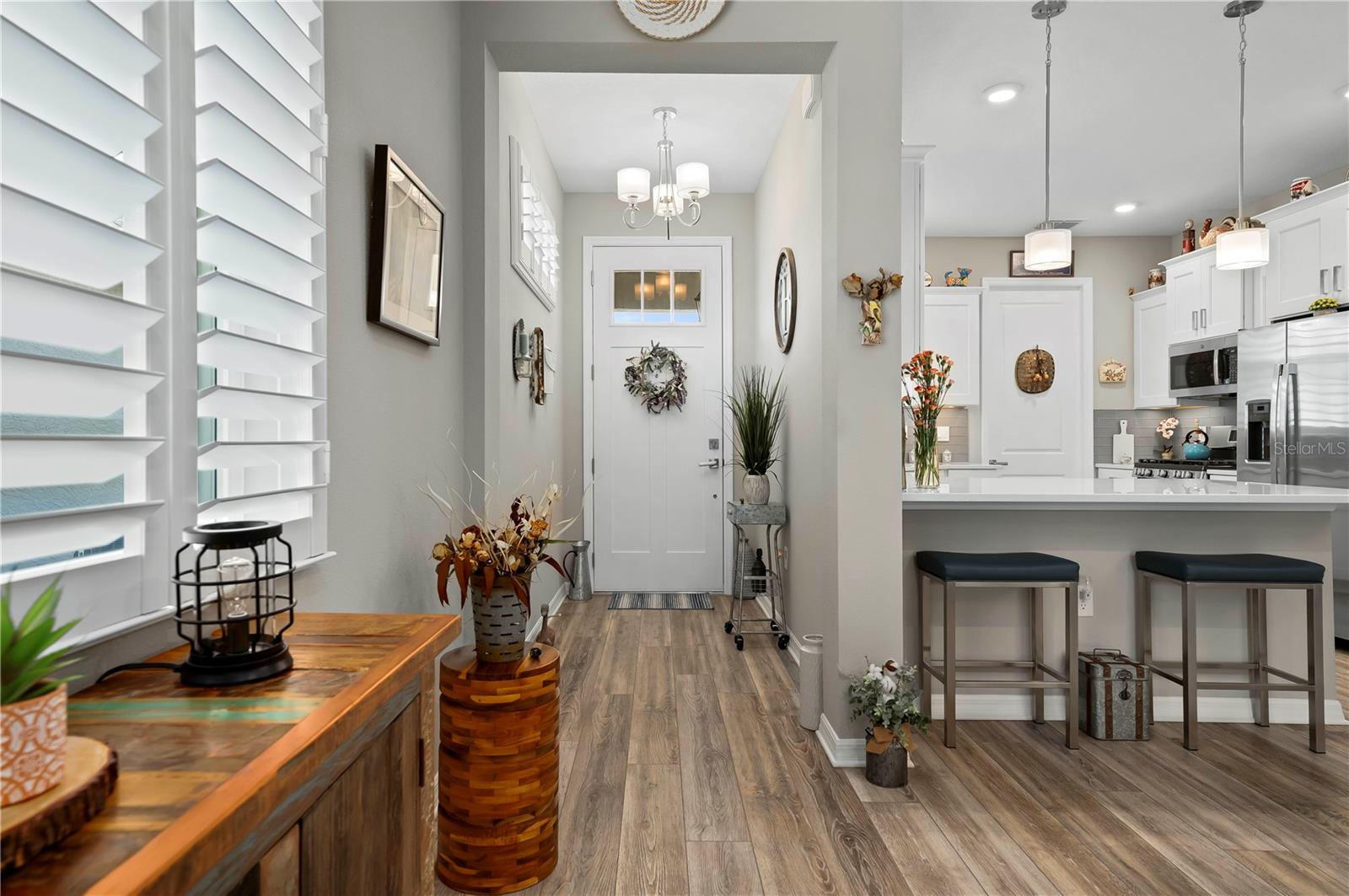 ON TOP OF THE WORLD / WEYBOURNE LANDING - Residential