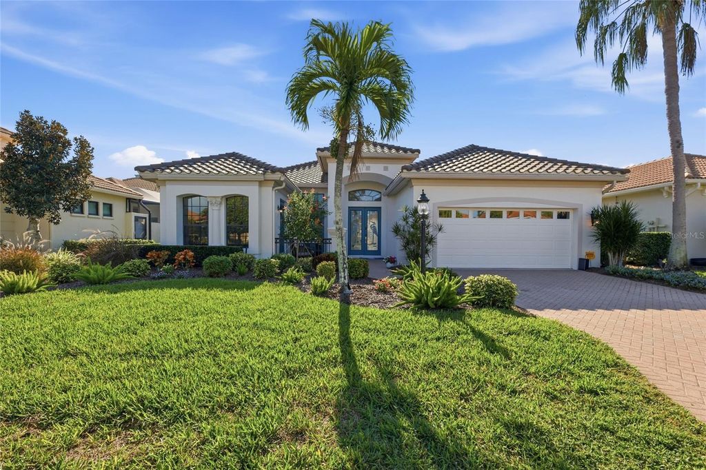 Photo of 7060 Whitemarsh Circle, Lakewood Ranch, FL 34202 (MLS # A4674531)