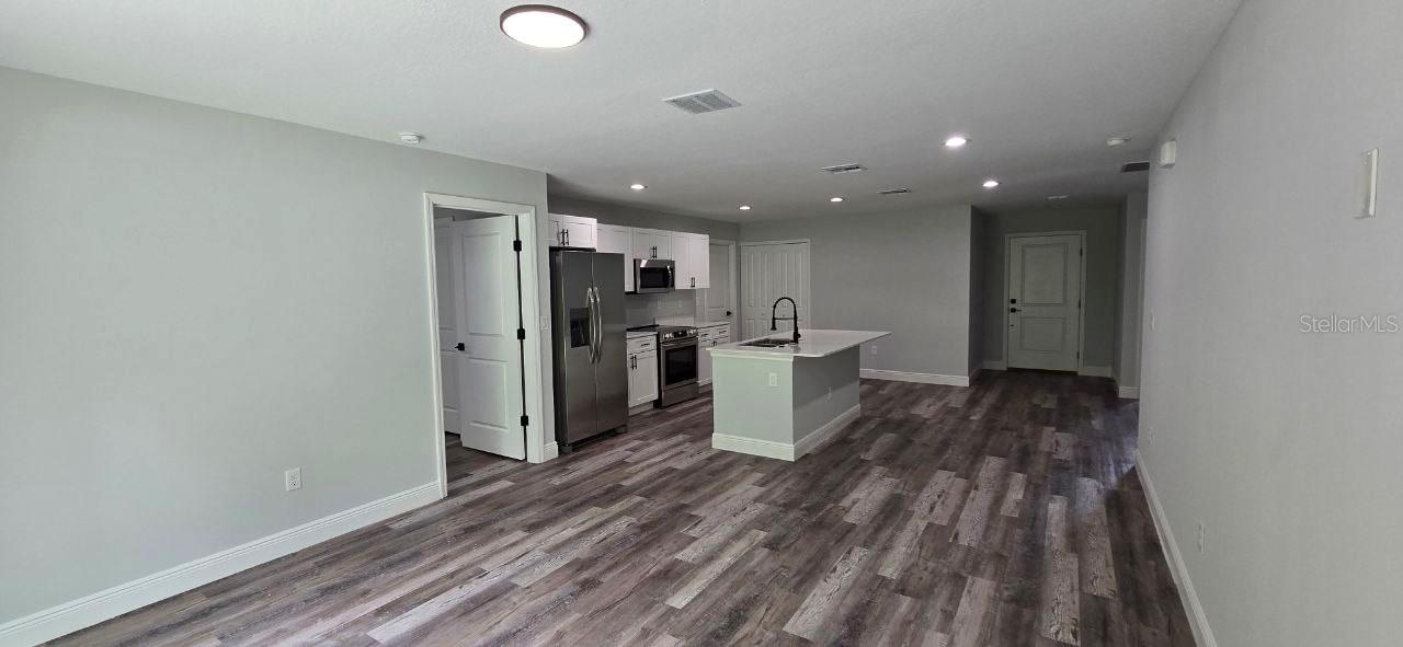 1030 DARLINGTON COURT