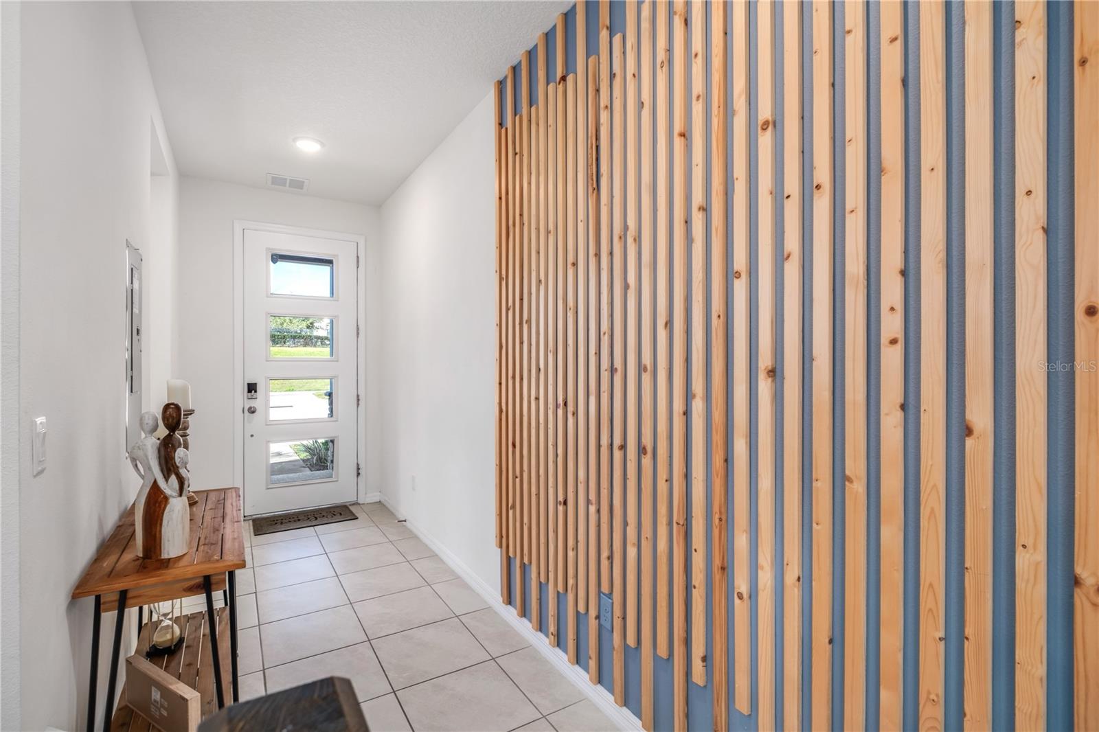 1700 TROPICAL PALMS CIRCLE