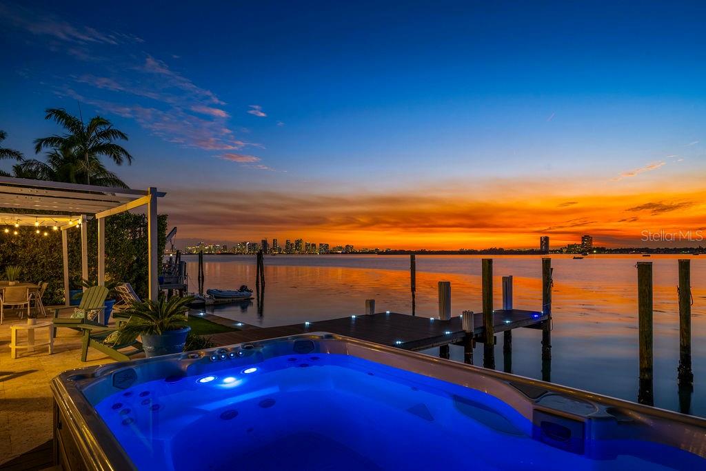 NORTH BAY ISLAND - Residential