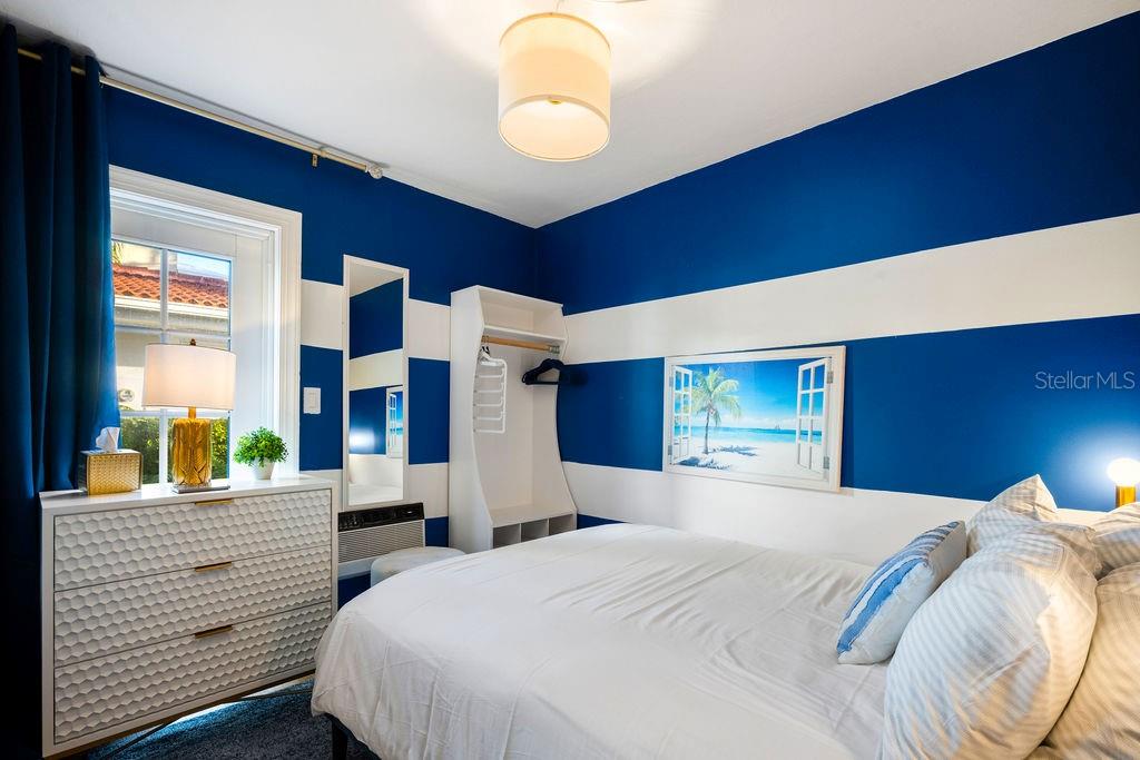 NORTH BAY ISLAND - Residential