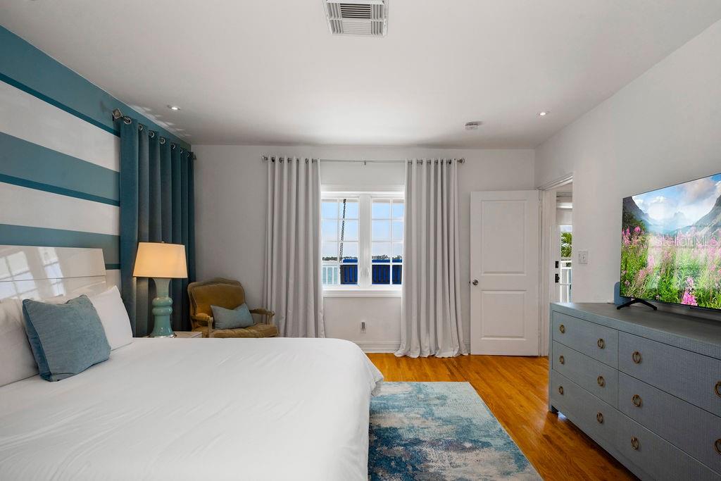 NORTH BAY ISLAND - Residential