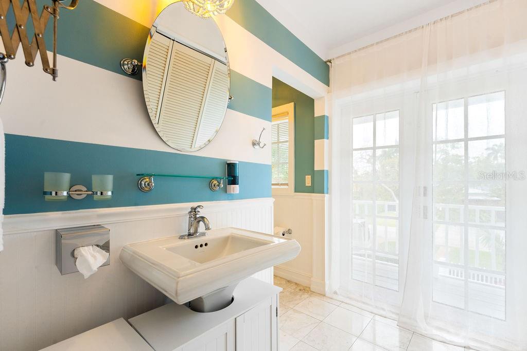 NORTH BAY ISLAND - Residential