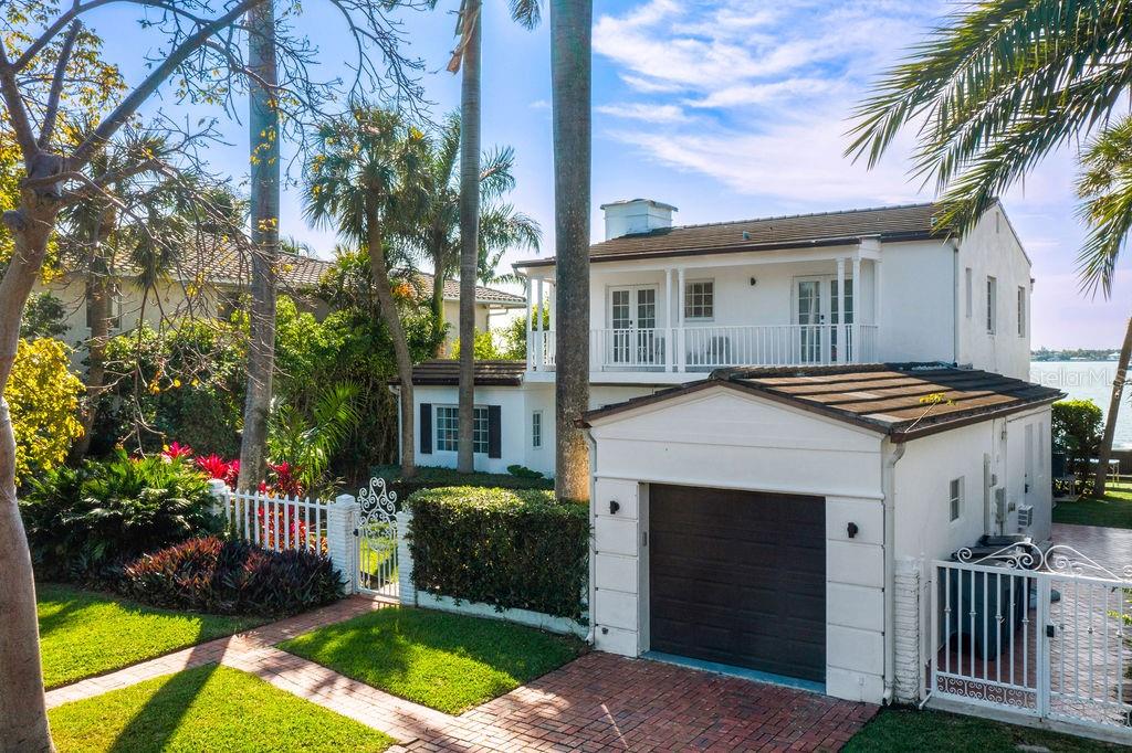 NORTH BAY ISLAND - Residential