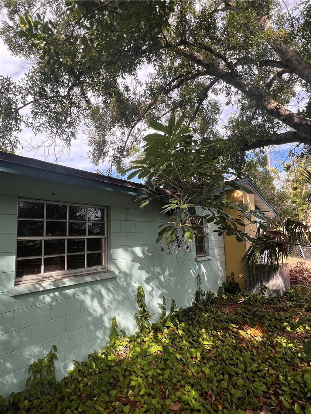 Photo of 5319 Hayden Boulevard, Sarasota, FL 34232 (MLS # N6141929)