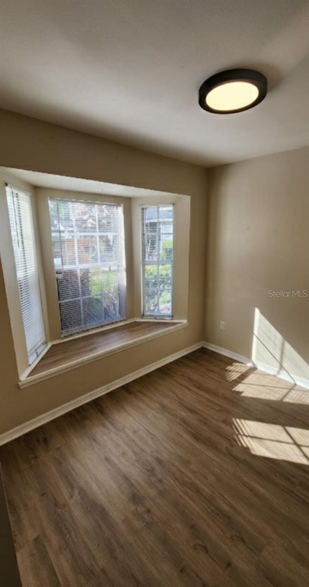 LAKEVIEW VILLAGE CONDO 09 - Residential