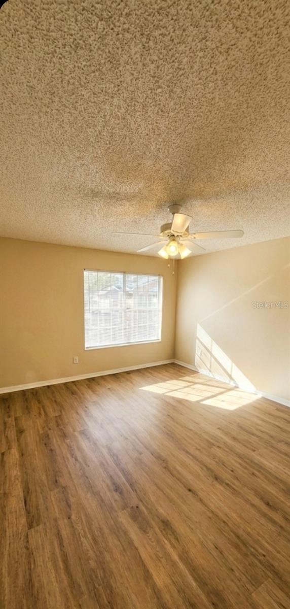 LAKEVIEW VILLAGE CONDO 09 - Residential