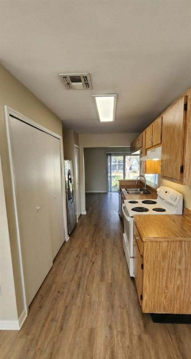 LAKEVIEW VILLAGE CONDO 09 - Residential