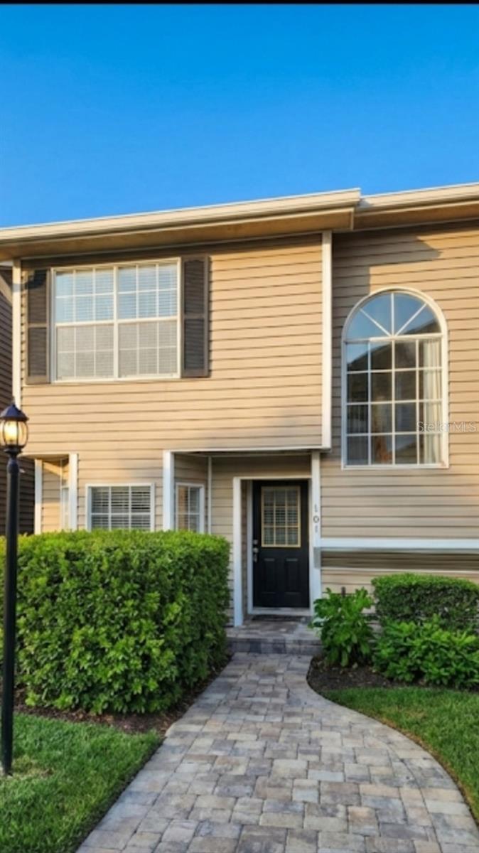 6050 SCOTCHWOOD GLEN 105