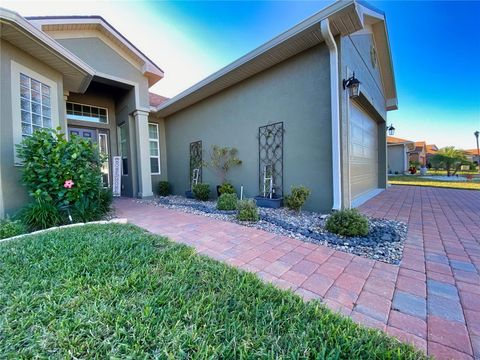 A home in WINTER HAVEN