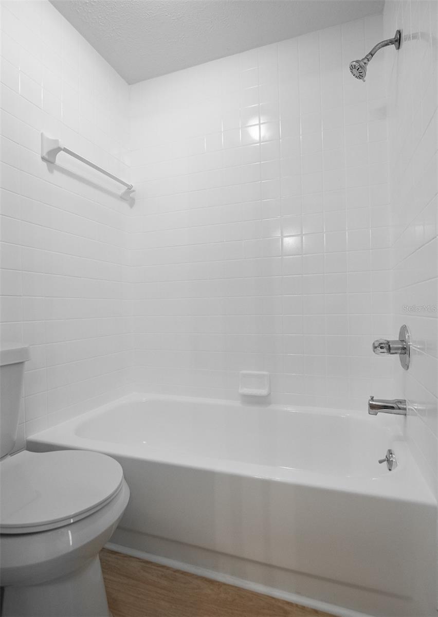 LINCOLN PARK SOUTH - Residential