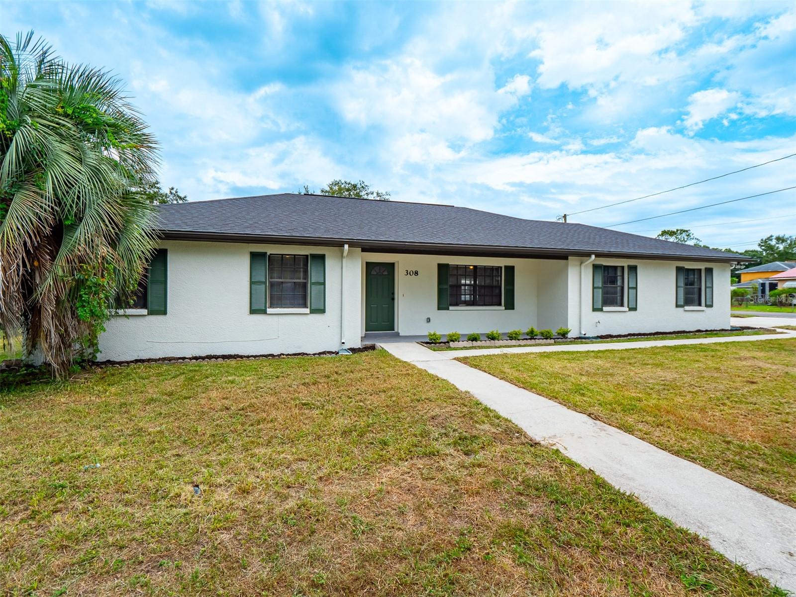 LINCOLN PARK SOUTH - Residential