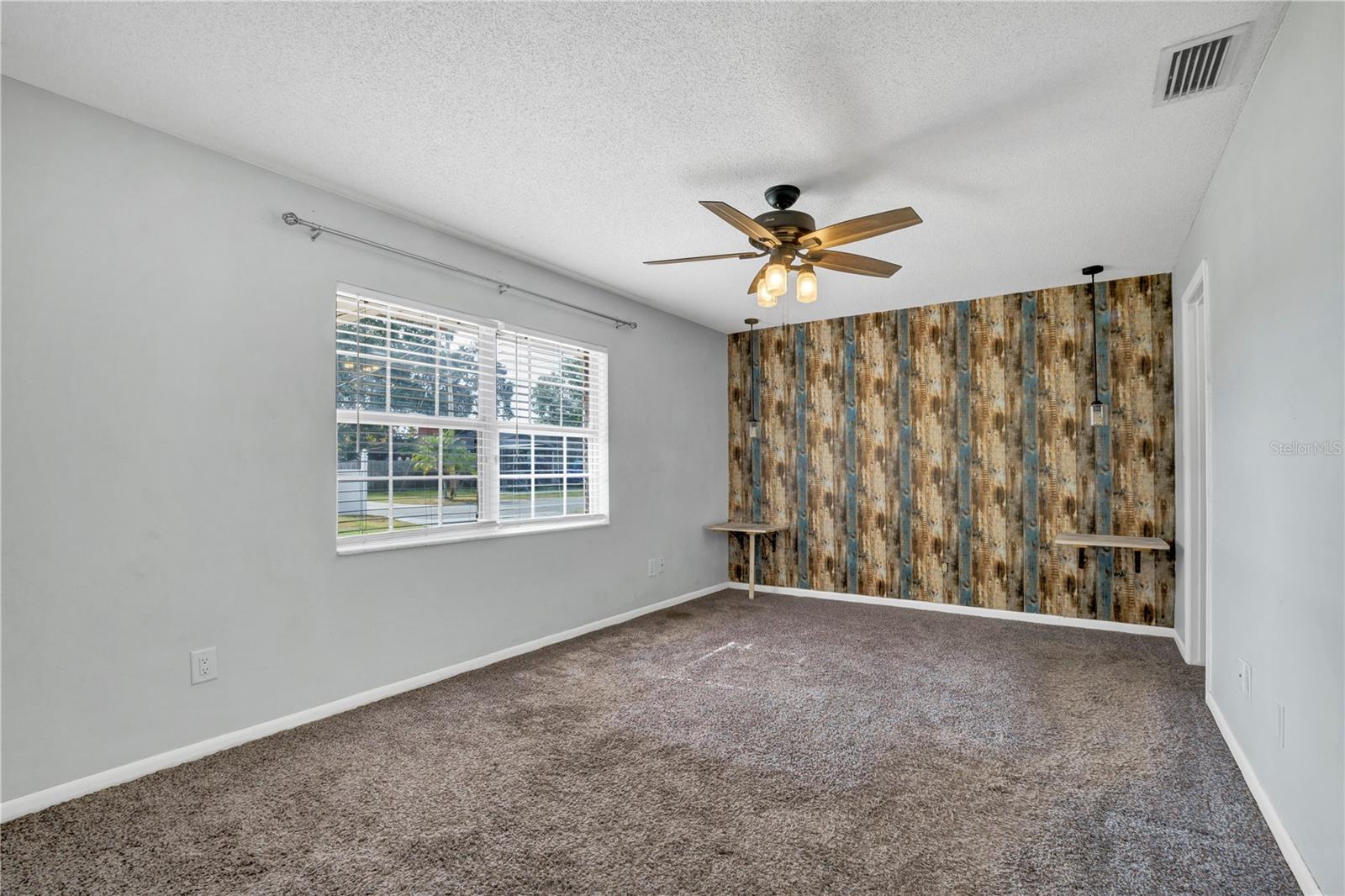 ARIANA HILLS - Residential