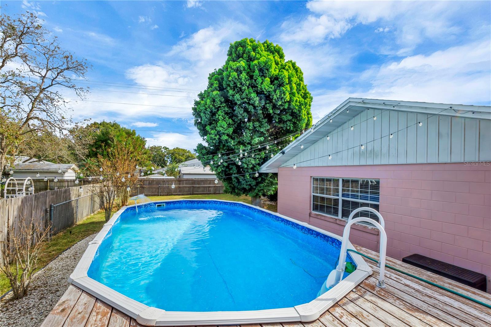 ARIANA HILLS - Residential