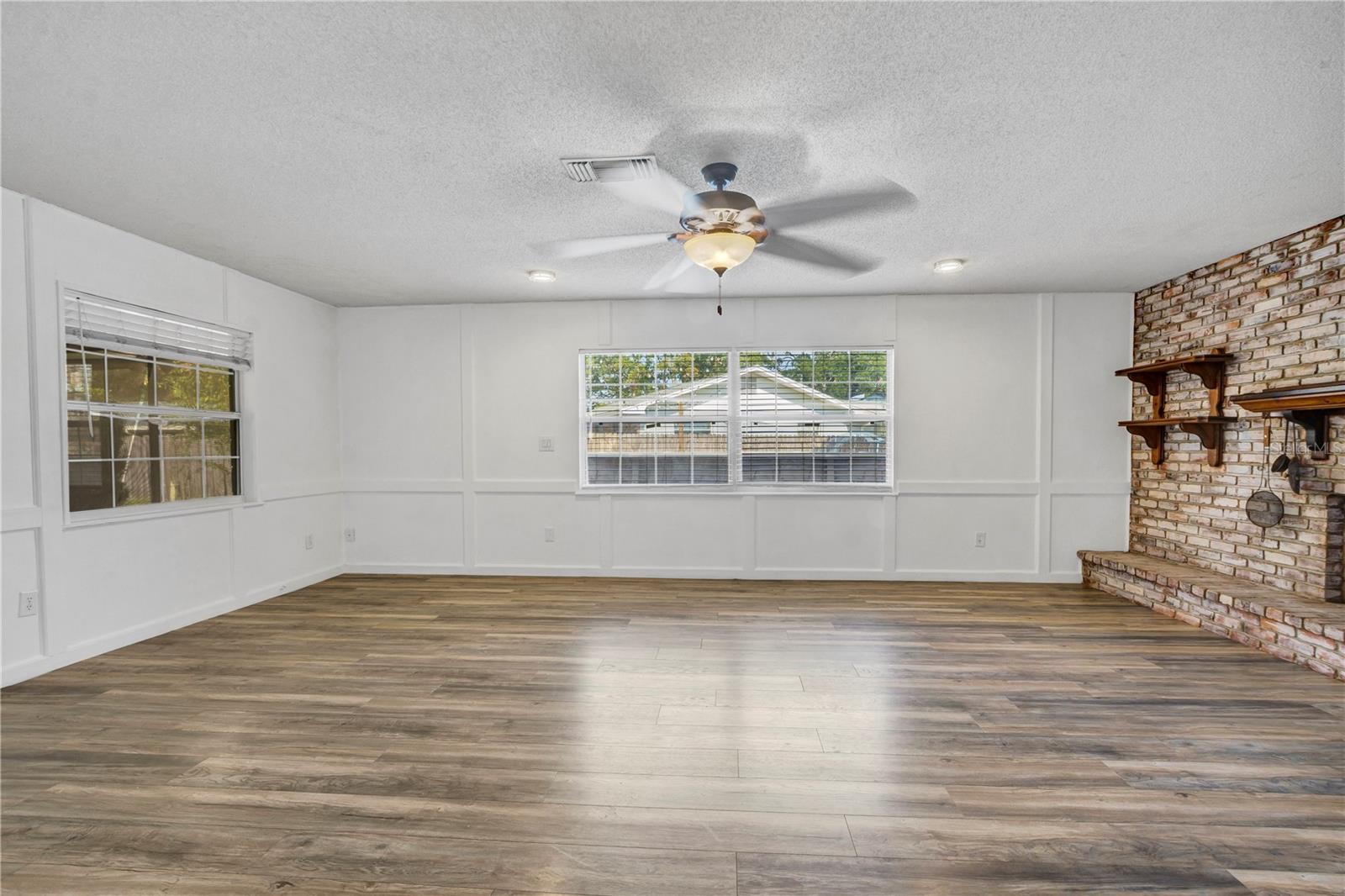 ARIANA HILLS - Residential