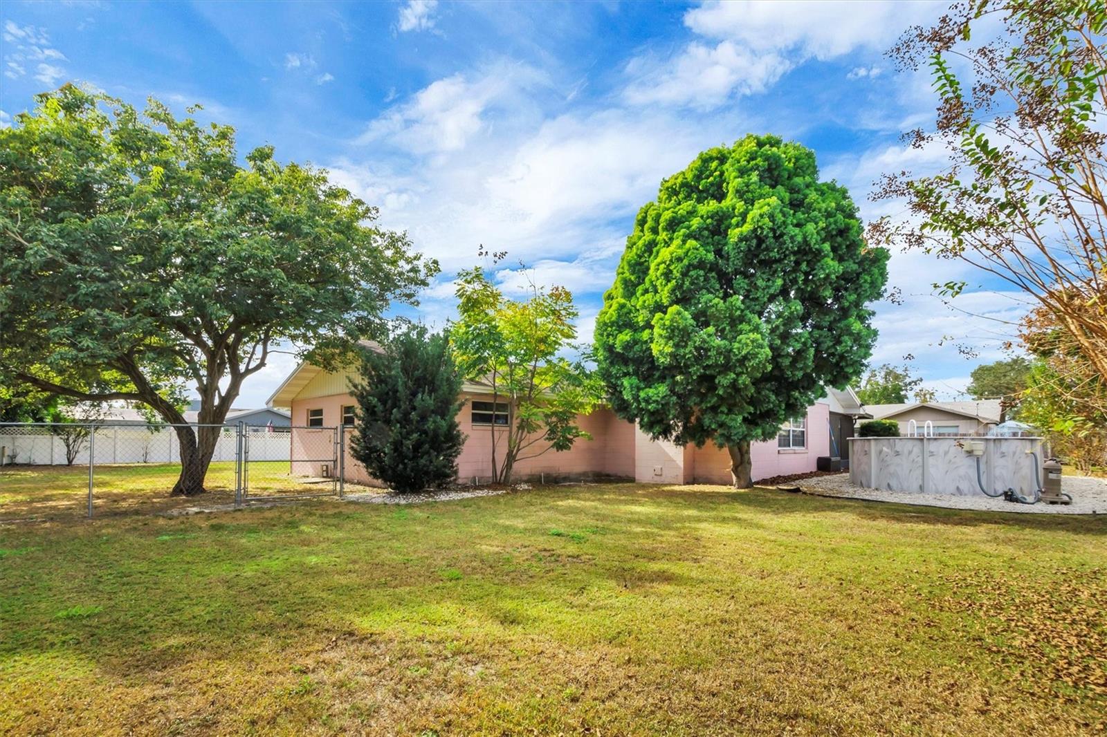 ARIANA HILLS - Residential