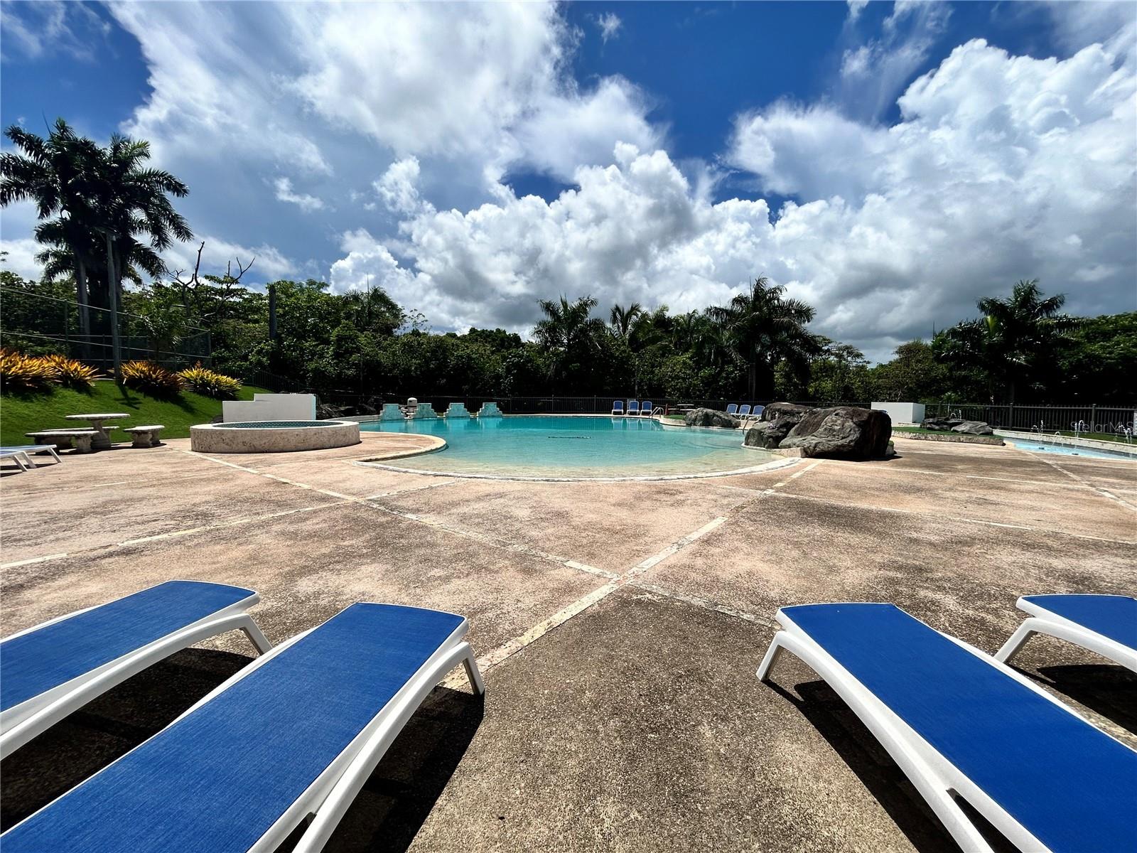 URBANIZÁCION PEDREGALES - Residential