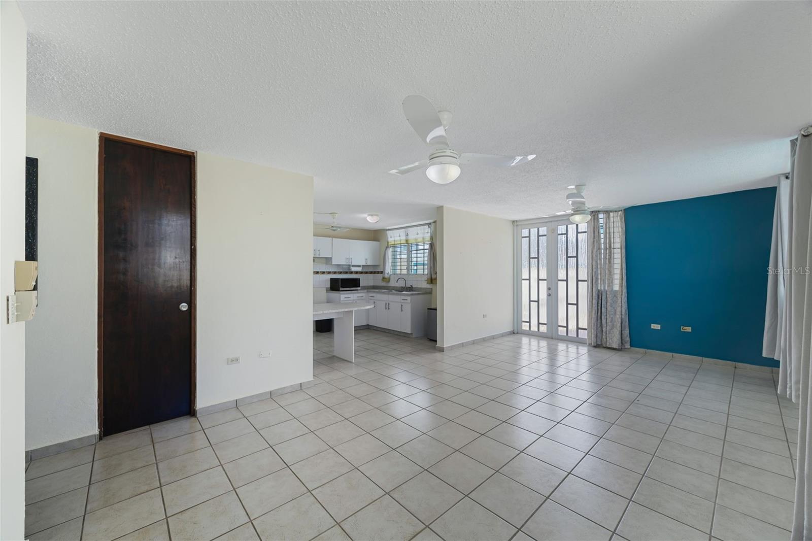 URBANIZÁCION PEDREGALES - Residential