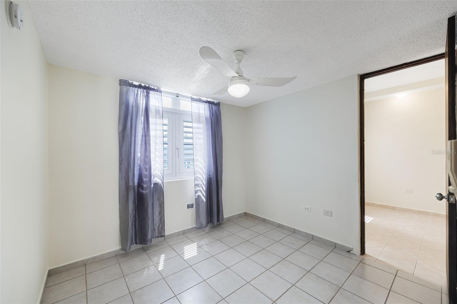 URBANIZÁCION PEDREGALES - Residential